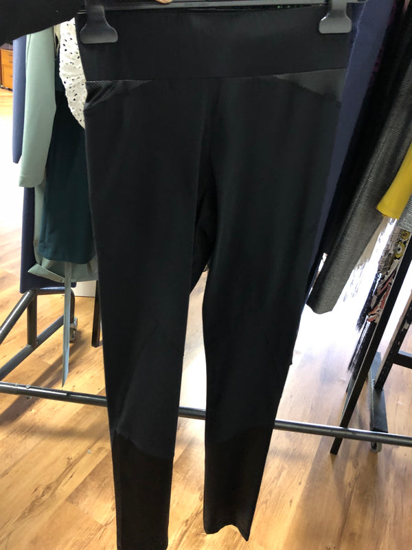 LEGGING VAN TRAVELSTOF